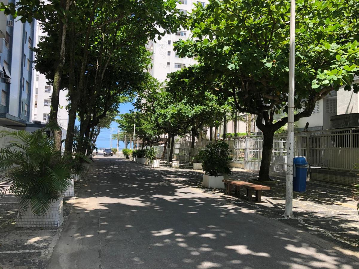Apto Aconchegante: Beachfront Comfort With Bbq & Daily Cleaning Apartment *