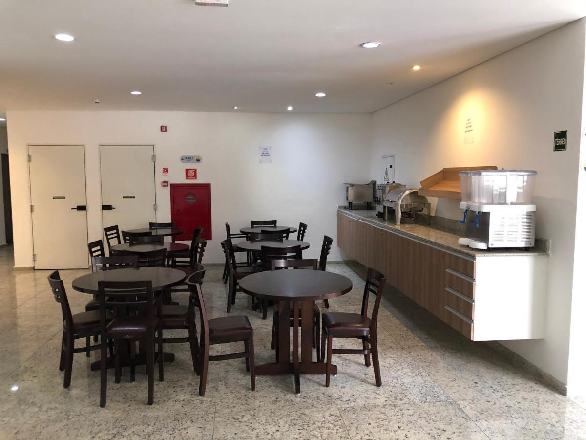 Apto Aconchegante: Beachfront Comfort With Bbq & Daily Cleaning